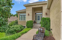 5617 Villa Drive, Lawrence, KS 66047
