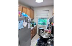 1 E Hemlock Drive, Bay Shore, NY 11706