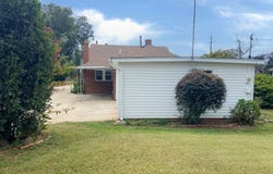 304 FORSYTH ST., Barnesville, GA 30204