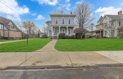 235 College Ave, Beaver, PA 15009