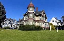 474 Main Street, Woonsocket, RI 02895