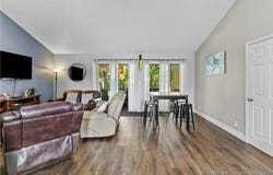 33 Buoyant Place, Osage Beach, MO 65065