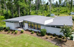 96 N Gill St., Hazlehurst, GA 31539
