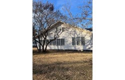 325 Centennial Avenue, White Hall, IL 62092