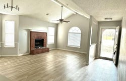 3907 Owen Street, Plainview, TX 79072