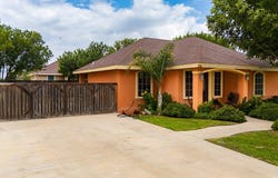 1796 Amanda Ln, Eagle Pass, TX 78852