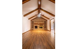811 Kristen St, Cameron, MO 64429