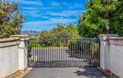 3209 Mary Ln, Escondido, CA 92025