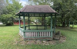 624 S 9th Street, Mitchell, IN 47446