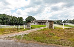 1241 CO RD 37, Fayette, AL 35555