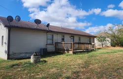12742 State Highway 86, Neosho, MO 64850