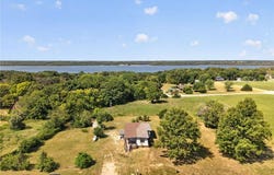 8497 Mockingbird Lane, Ozawkie, KS 66070