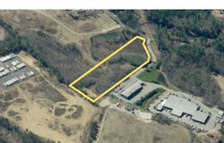 36 Old County Road, Plaistow, NH 03865