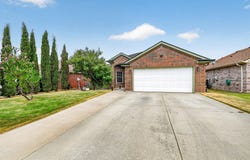 9228 Jason Drive, White Settlement, TX 76108