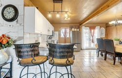 910 Howard Dr, Midland, TX 79703