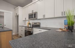 2810 Driftwood Dr, Payette, ID 83661