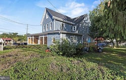 209 E EVESHAM AVENUE, MAGNOLIA, NJ 08049