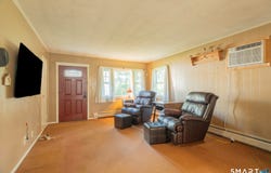 46 Apple Street, Wallingford, CT 06492