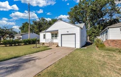 623 Grandview Ave, Newton, KS 67114