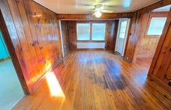 6 Wolfsnare Ln, Fries, VA 24330