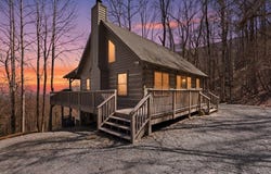 304 Ridge Circle, Blue Ridge, GA 30513
