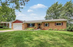 513 Stone Ridge Drive, Lansing, MI 48917