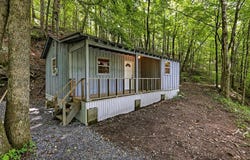 225 Coys Cove Ln, Gainesboro, TN 38562