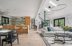 26 Harbor View Dr., East Hampton, NY 11937