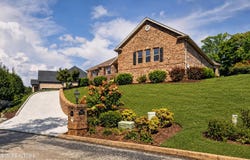 140 Pineberry Drive, Vonore, TN 37885