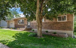333 E 6th St, Solon, IA 52333
