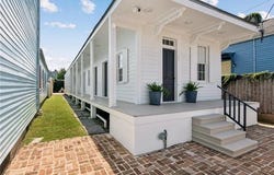 2616 ANNUNCIATION Street, New Orleans, LA 70130