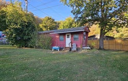 96 LHCS Road, Hubbardton, VT 05735