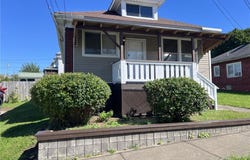 131 E Askren St, Uniontown, PA 15401