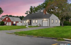 4 Wicklow Street, Windsor Locks, CT 06096