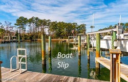 105 Alexandra Court, Morehead City, NC 28557