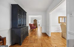 346 E LANCASTER Avenue, WYNNEWOOD, PA 19096