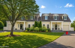 9 October Hill Dr, Lenox, MA 01240