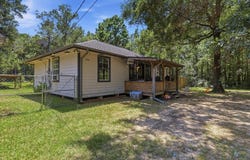2260 S Timberlane St, Vidor, TX 77662