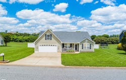 315 Shadowfield Acres Drive, Duncan, SC 29334