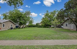 1209 Barbara Dr, San Marcos, TX 78666