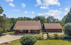 5005 BREEZEWOOD Lane, WINNECONNE, WI 54986-0000