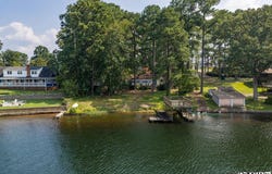 399 Pineview Dr, Henrico, NC 27842