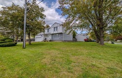 400 Helfer Lane, Minoa, NY 13116