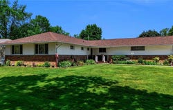 115 Sedgemoor Court, Buffalo, NY 14221