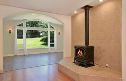 537 N Adams Dr, Mount Shasta, CA 96067-9227
