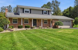 8 Da Vinci Drive, Rochester, NY 14624