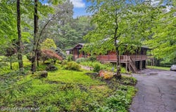 304 Devils Hole Road, Cresco, PA 18326
