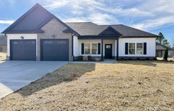 146 Ervin Loop, Erwin, TN 37650