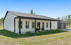 1845 Lafayette Drive, Odessa, MO 64076