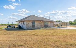 10116 FM-1346, Adkins, TX 78101